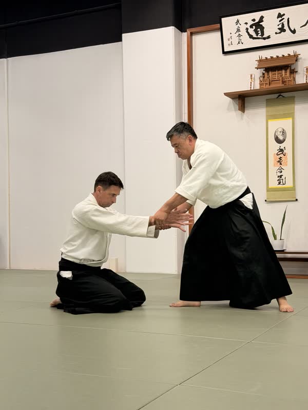 Geoff Hadden working hanmi handachi at the North Sydney dojo