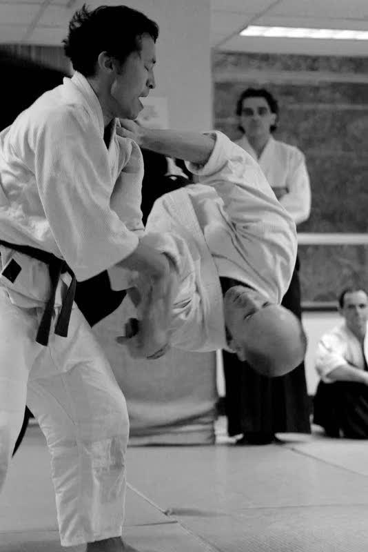 Abe Lau applying shihonage at the Surry Hills dojo