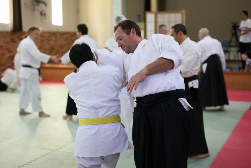 Shihonage at a seminar at the Ku-ring-gai dojo