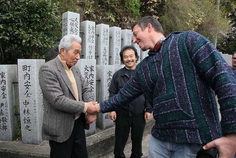 Hirosawa Sensei giving us an impromptu lesson